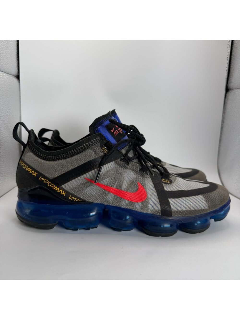 Nike Air Vapormax 2019 Black/Red-Blue Mens Size 8 Sneakers With Blue Sole